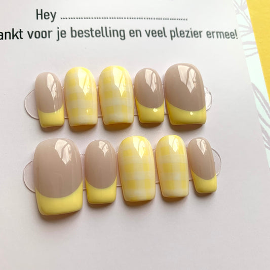 Plaided yellow